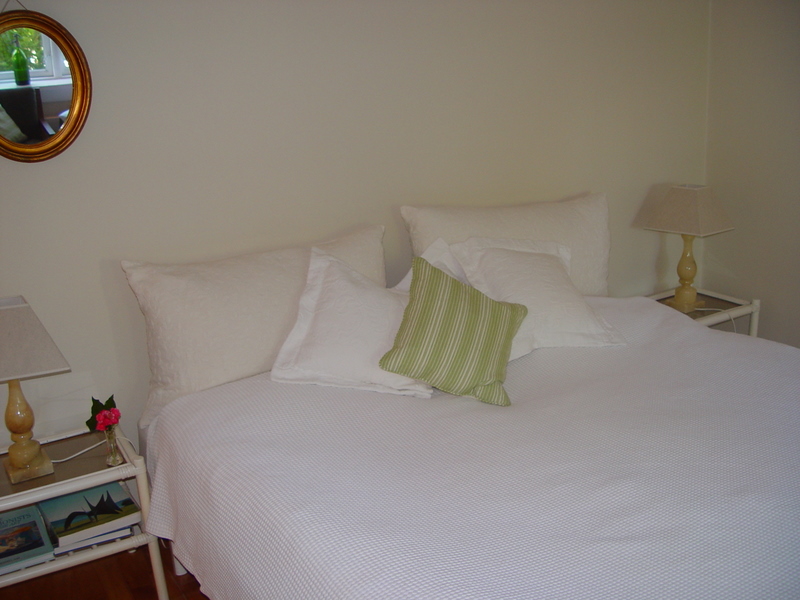 Room 1 - Bed